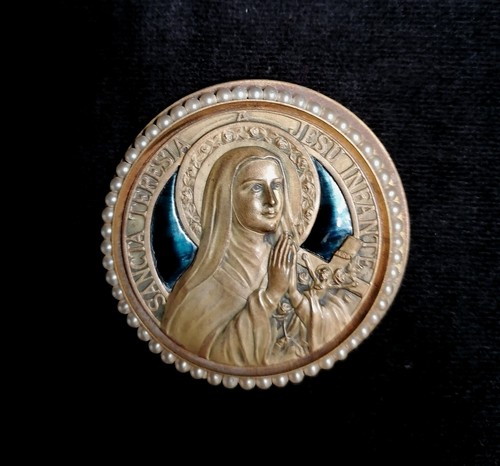 Antique metal and micro - antique, micro-pearl