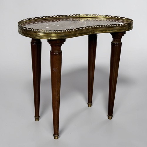 Antico tavolino fagiolo - fagiolo, con